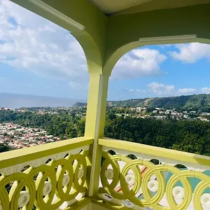 View Roseau